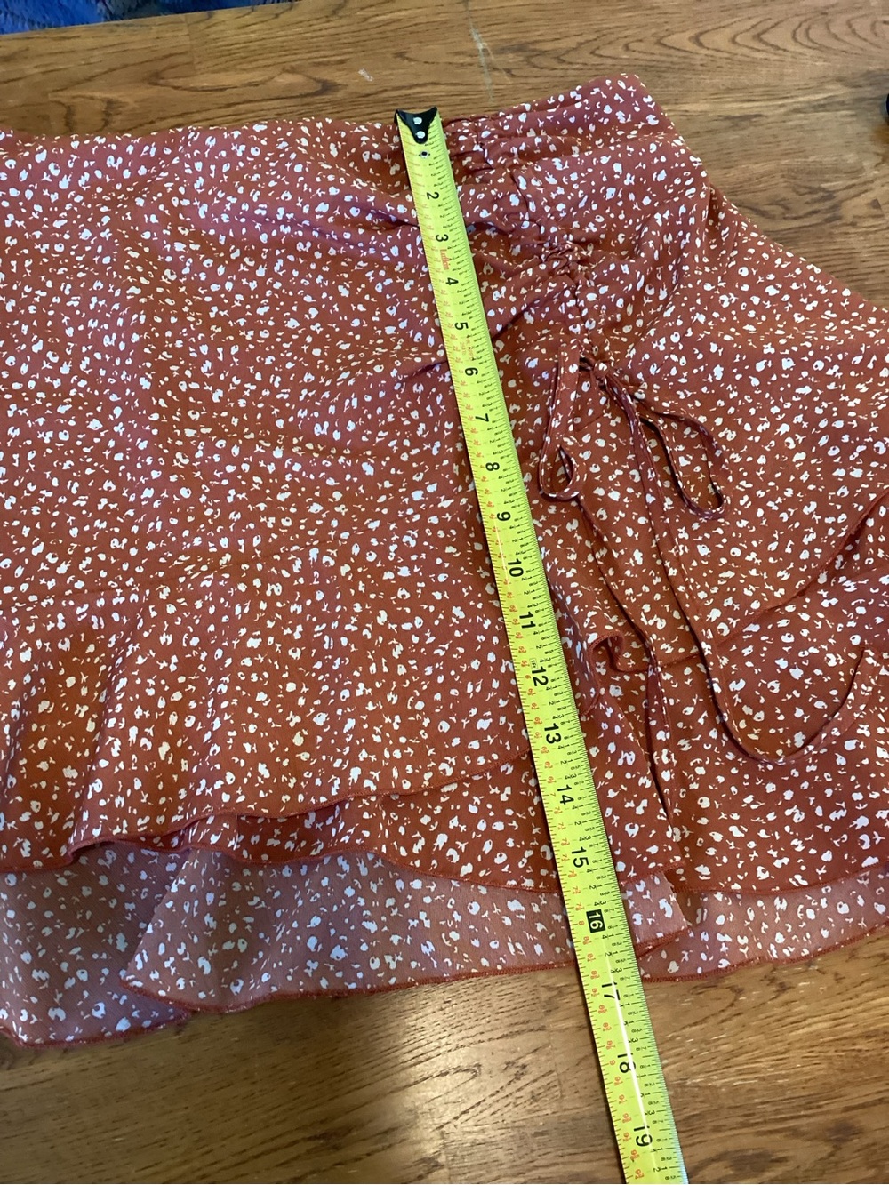 SHEIN Rust Floral Drawstring Ruffle Mini Skirt - Picture 5 of 8